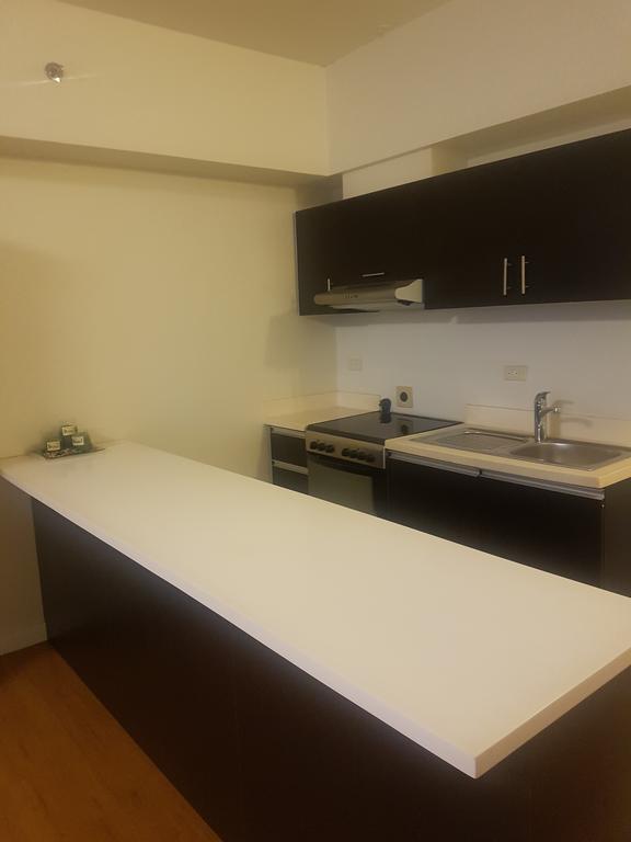 Eton Baypark Lägenhet Manila Exteriör bild