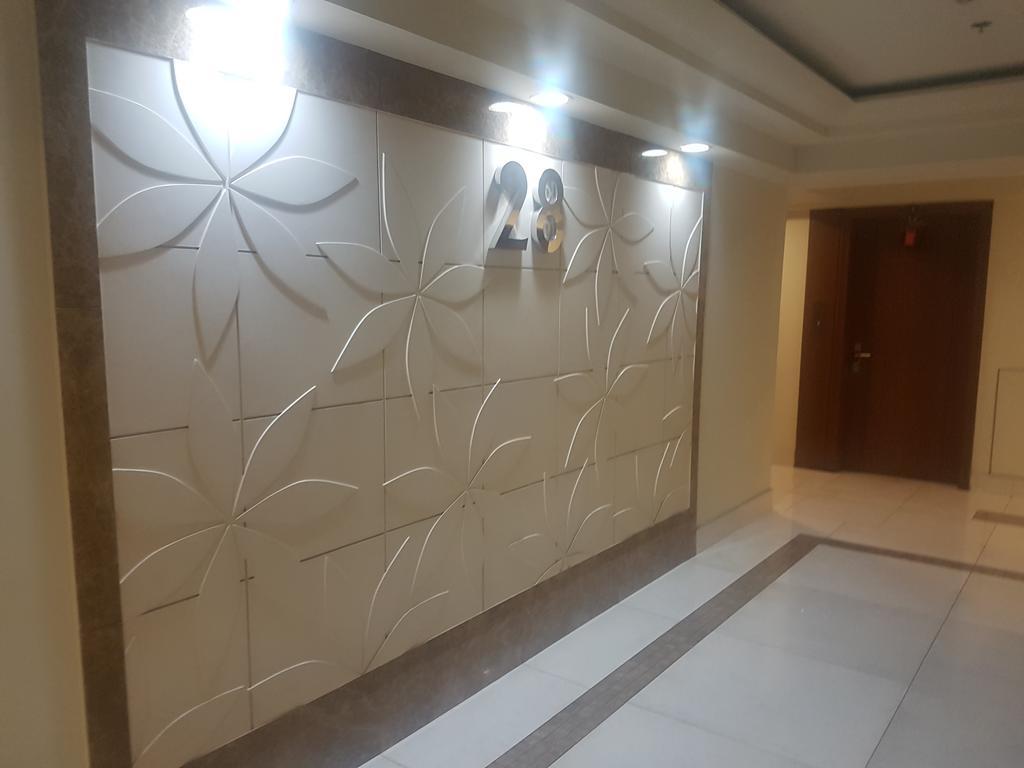 Eton Baypark Lägenhet Manila Exteriör bild